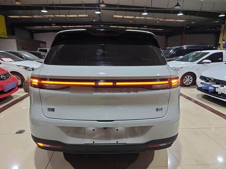 Фото 6 - Leapmotor B10