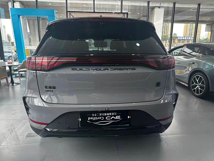 Фото 9 - BYD Tang Hybrid/EV