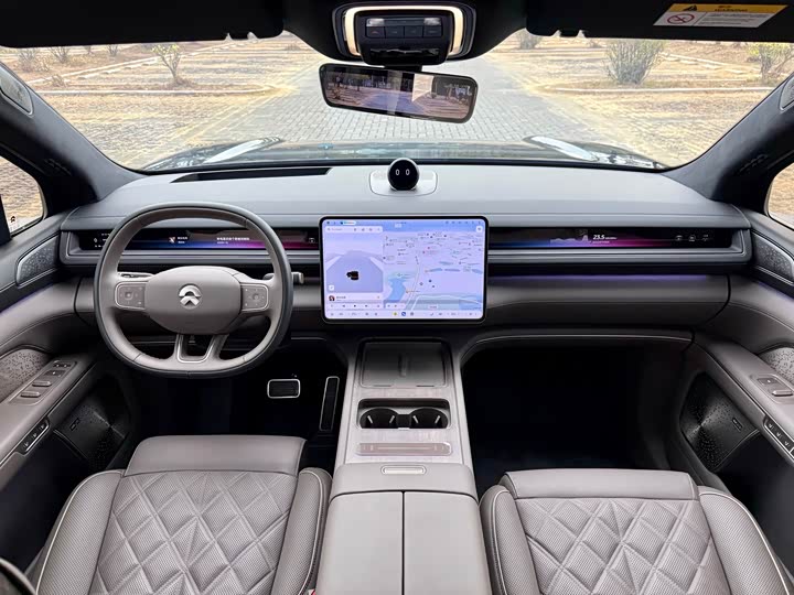 Фото 7 - Nio ES8