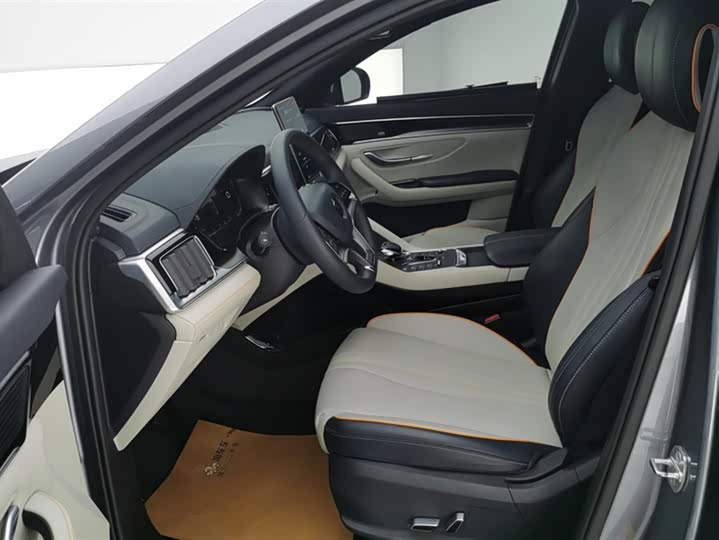 Фото 9 - BYD Song Plus Hybrid/EV