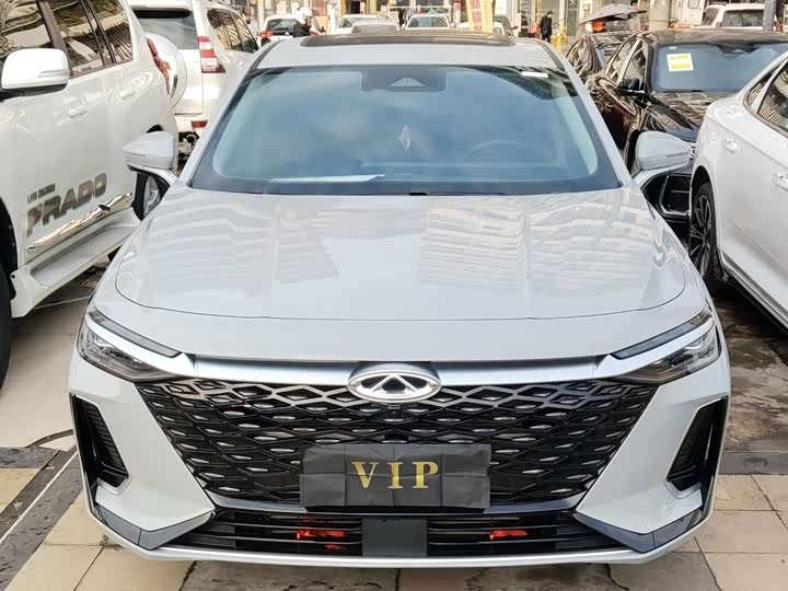 Фото 2 - Chery Arrizo 8