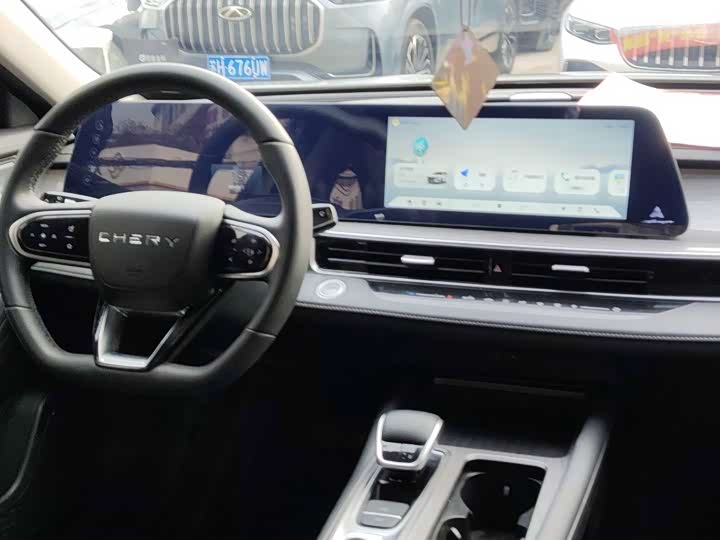 Фото 7 - Chery Arrizo 8