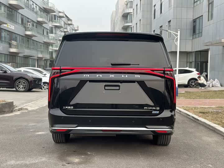 Фото 5 - Maxus Mifa 9