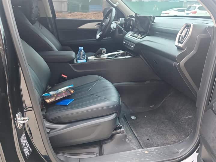 Фото 8 - Haval H5