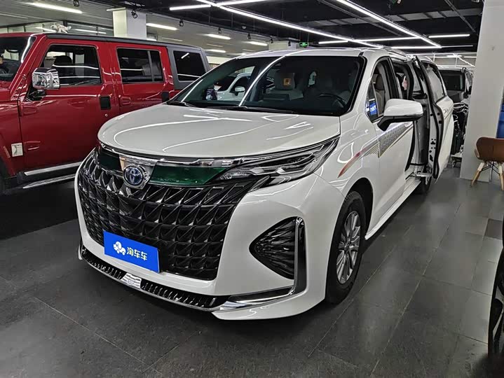 Фото 1 - Toyota Sienna