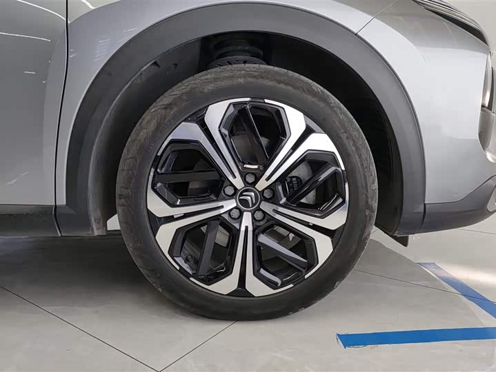 Фото 6 - Citroen C5 X