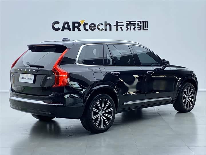 Фото 4 - Volvo XC90