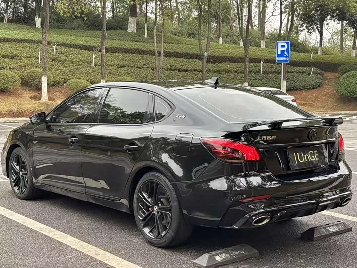 Фото 7 - MG Motor 6