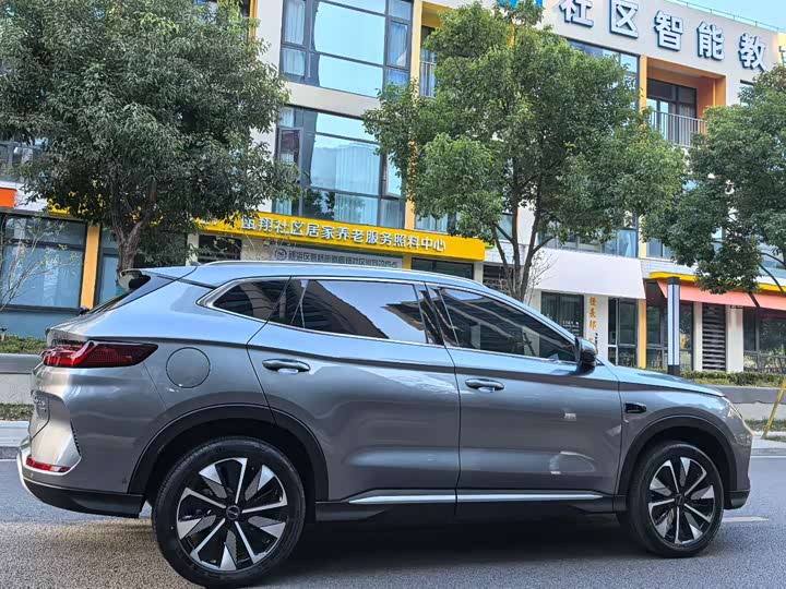 Фото 7 - BYD Song Plus Hybrid/EV