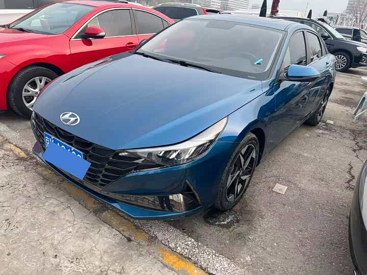 Фото 1 - Hyundai Elantra N line