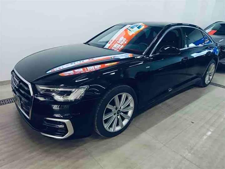 Фото 1 - Audi A6L