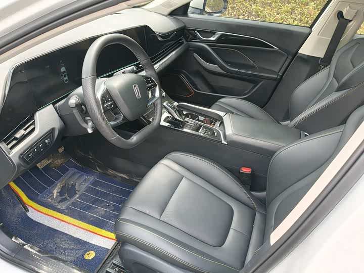 Фото 5 - Bestune B70