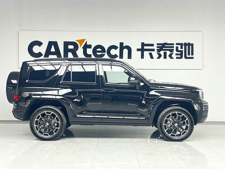 Фото 3 - Tank 700 Hybrid