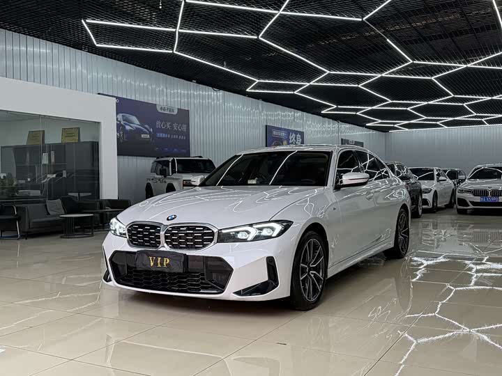 Фото 1 - BMW 3 Series