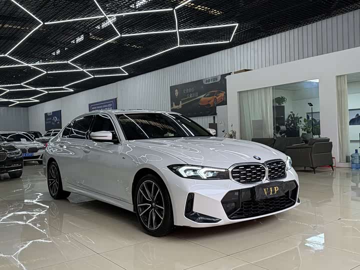 Фото 3 - BMW 3 Series