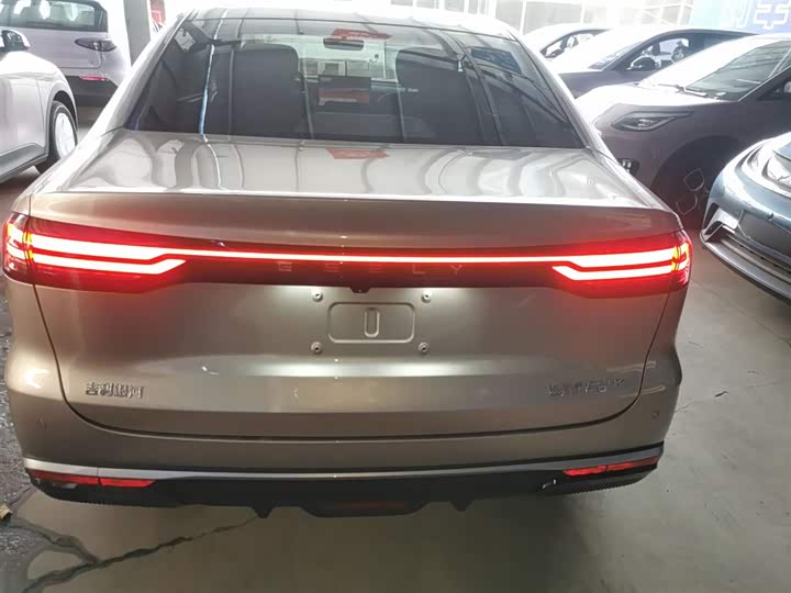 Фото 6 - Geely Galaxy Starshine 6