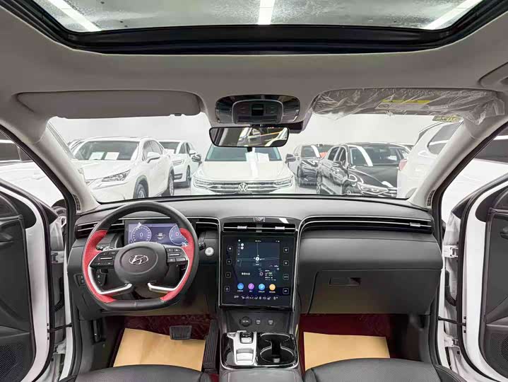 Фото 9 - Hyundai Tucson L