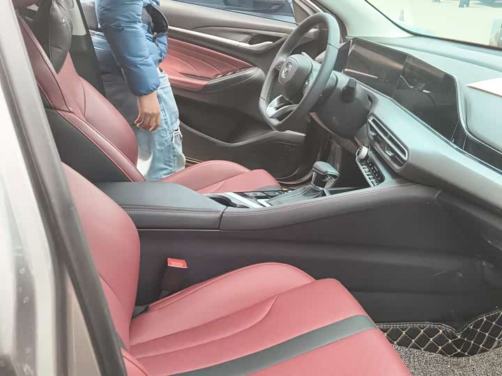 Фото 9 - Changan Eado Plus