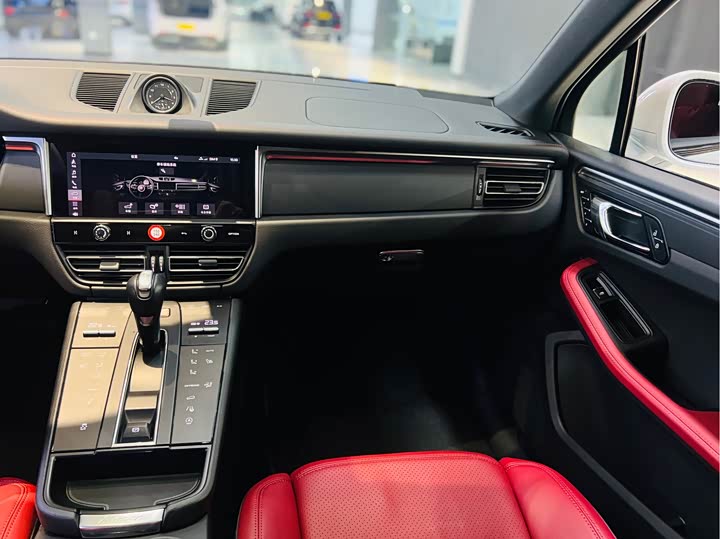 Фото 7 - Porsche Macan