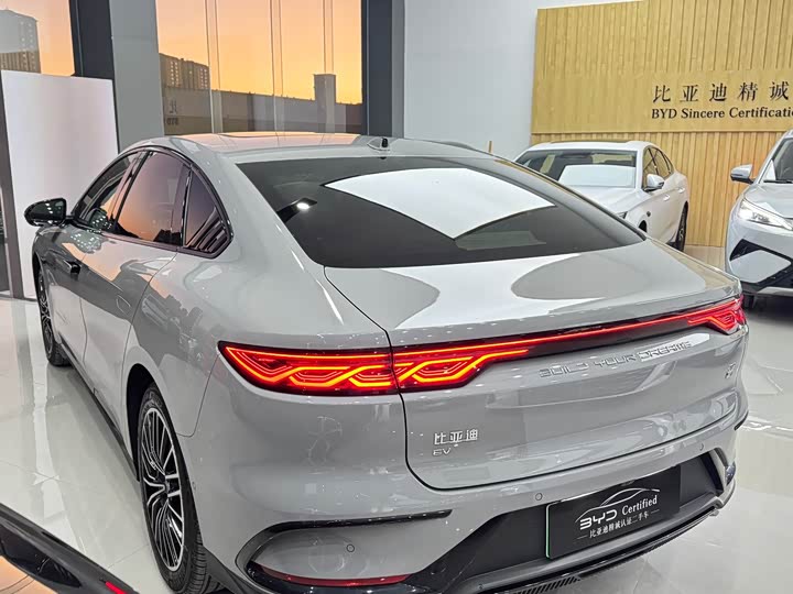 Фото 4 - BYD Han