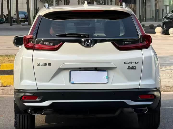Фото 9 - Honda CR-V