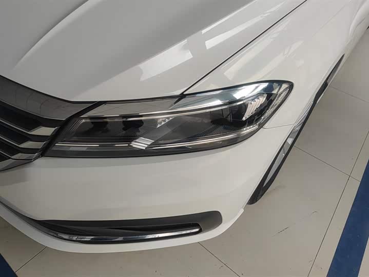 Фото 5 - Volkswagen Lavida