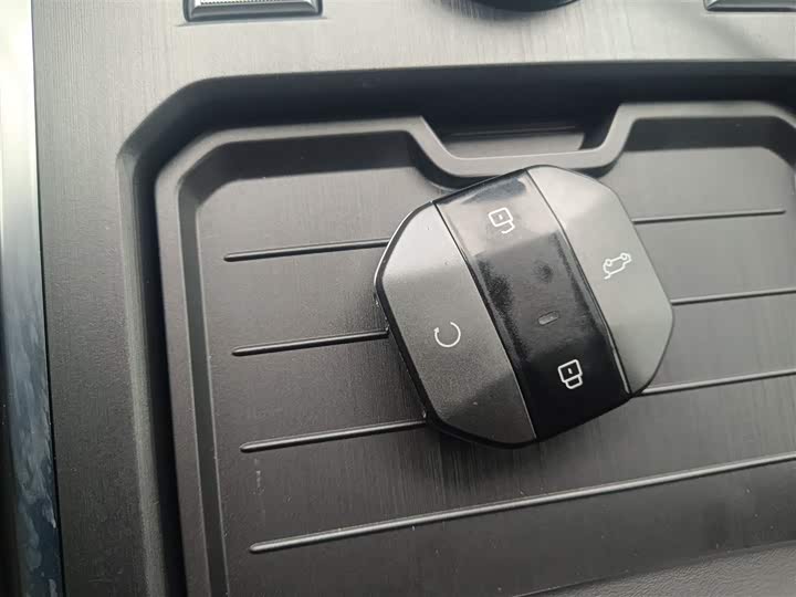 Фото 9 - Jetour T2