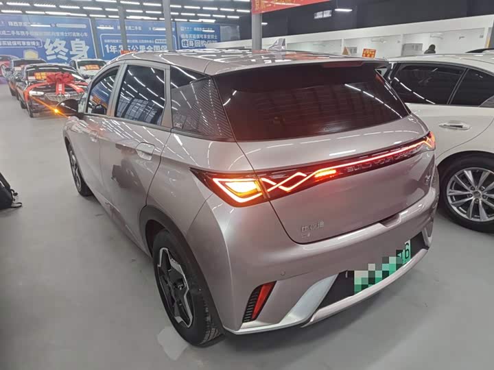 Фото 5 - BYD Dolphin