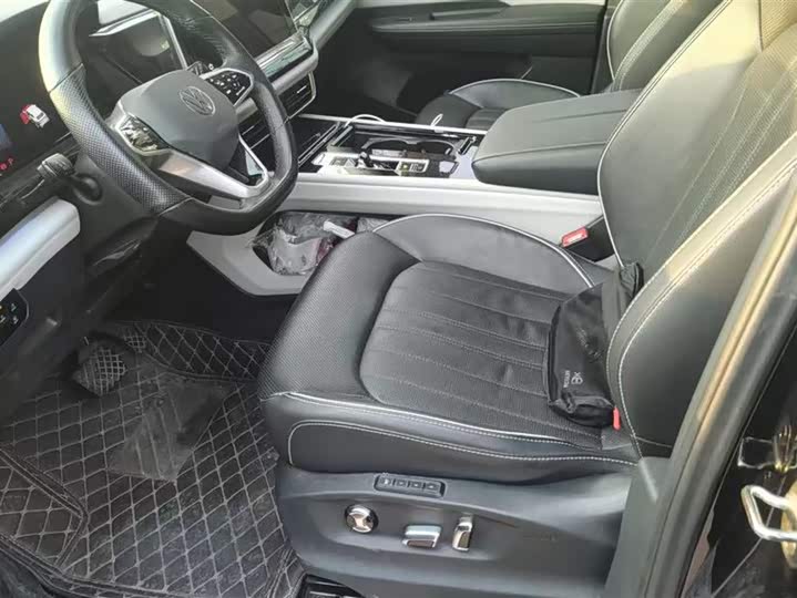 Фото 9 - Volkswagen Teramont X