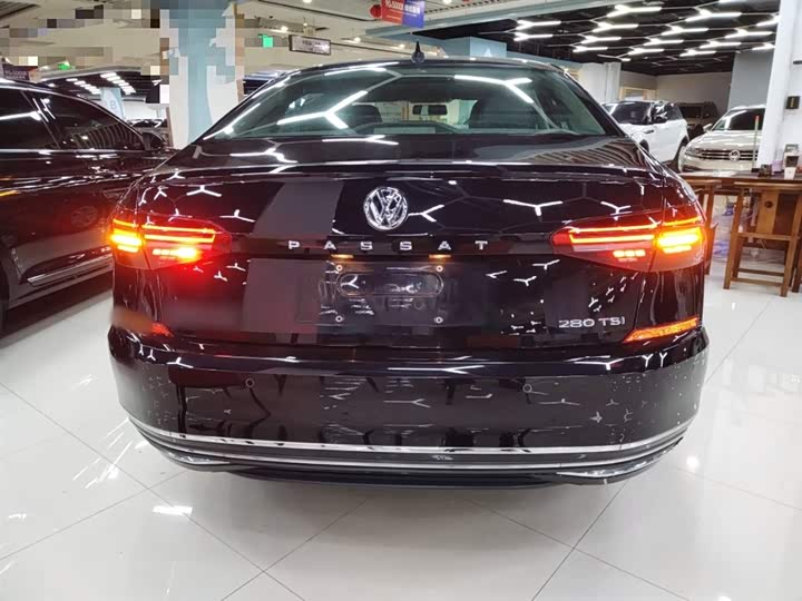 Фото 6 - Volkswagen Passat