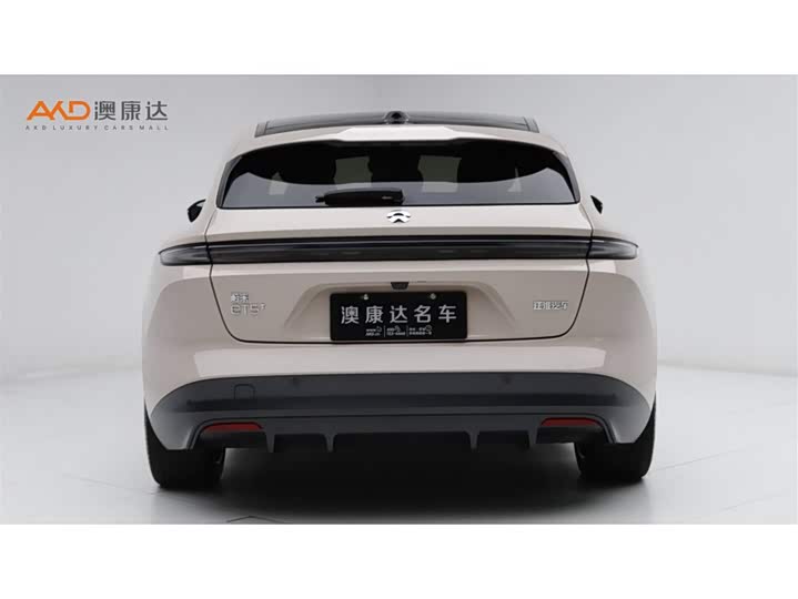 Фото 4 - Nio ET5T