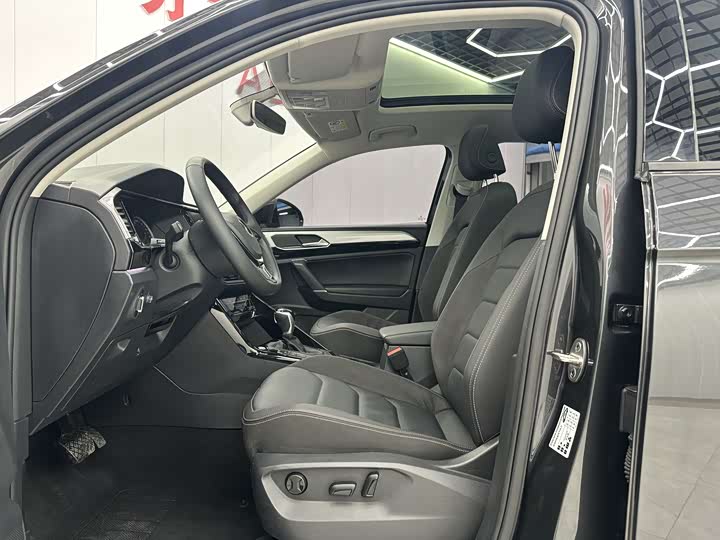 Фото 4 - Volkswagen Tayron