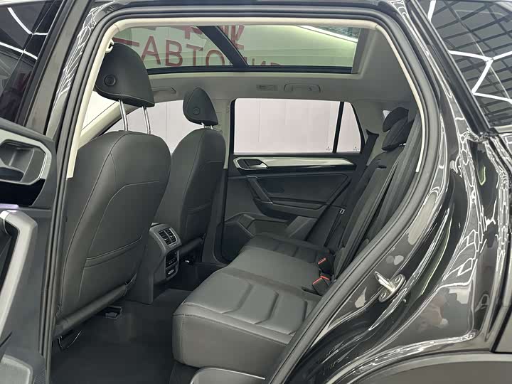 Фото 5 - Volkswagen Tayron