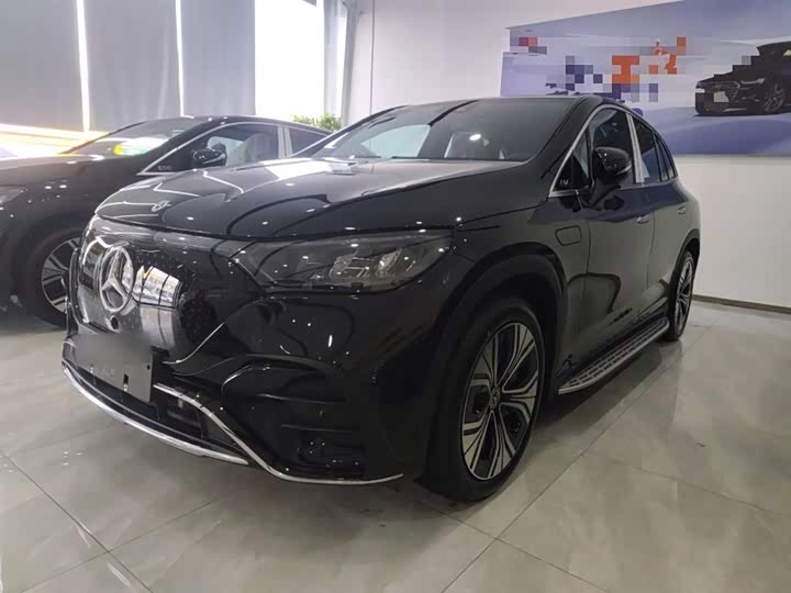 Фото 2 - Mercedes-Benz EQE SUV