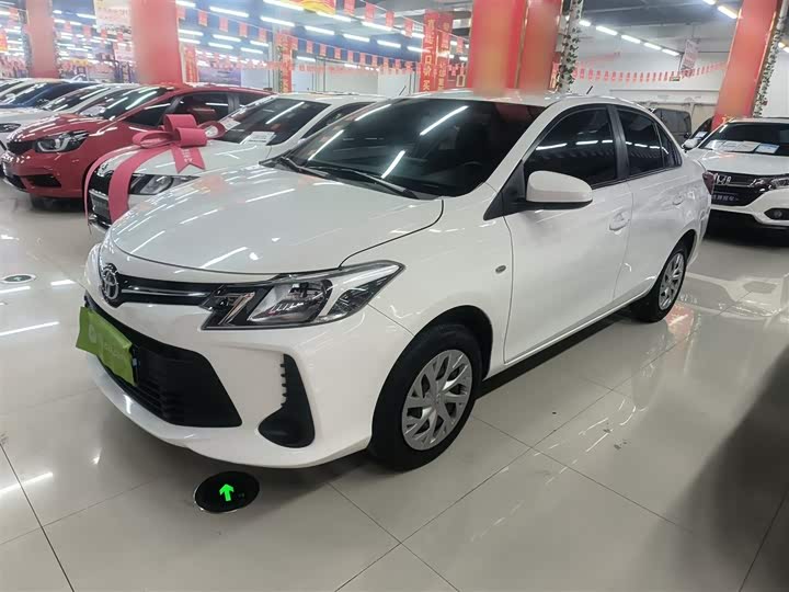 Фото 2 - Toyota Vios