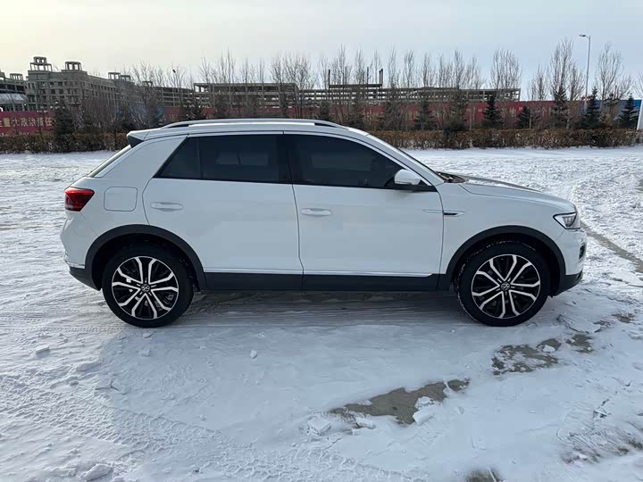 Фото 4 - Volkswagen T-Roc