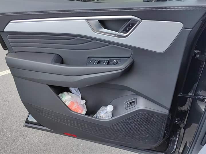 Фото 7 - Volkswagen Talagon