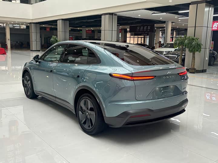 Фото 9 - Nio Onvo L60