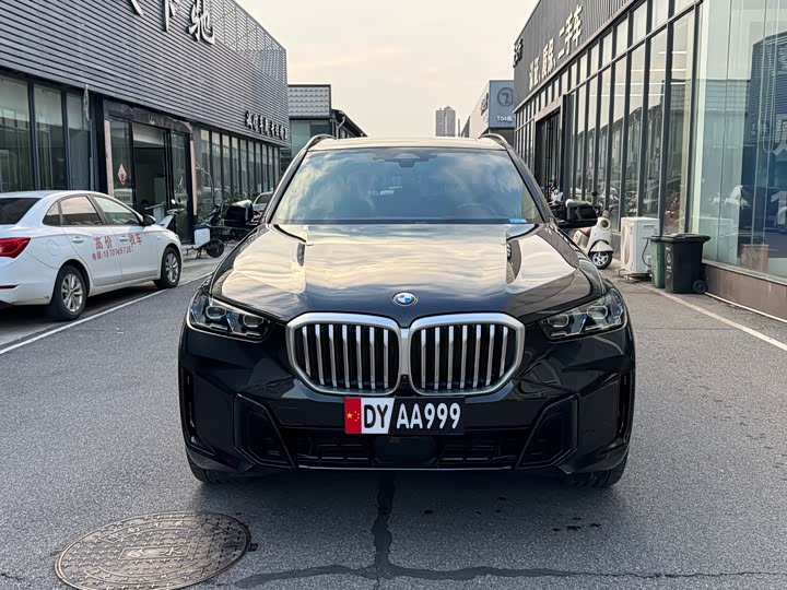 Фото 2 - BMW X5