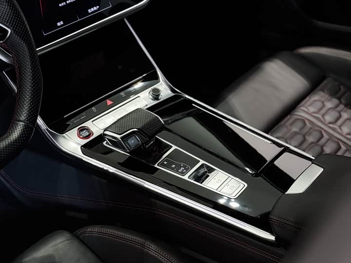 Фото 9 - Audi RS 7