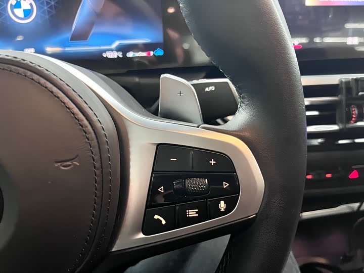 Фото 9 - BMW 3 Series