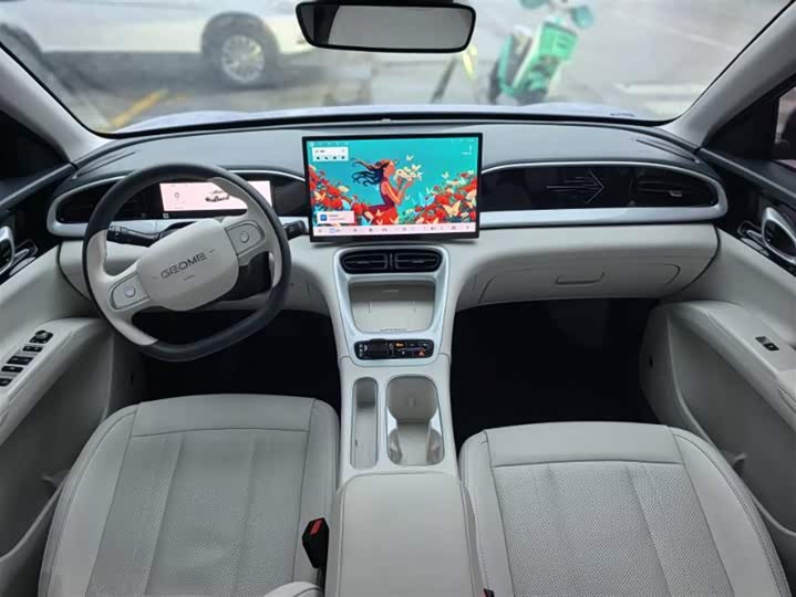 Фото 5 - Geely Galaxy Geome