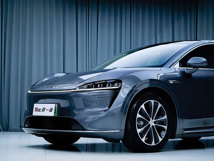 Фото 2 - Luxeed R7