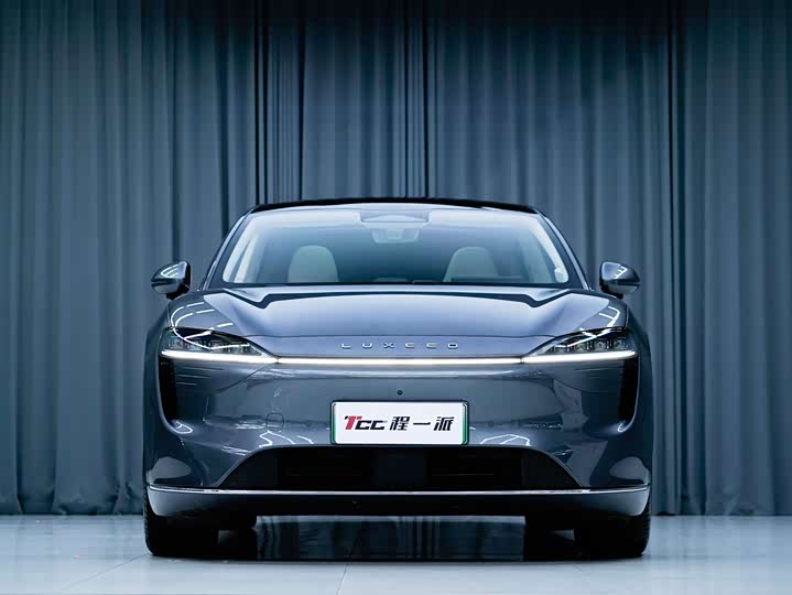 Фото 3 - Luxeed R7