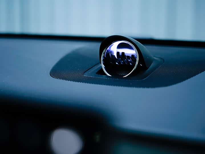 Фото 6 - Luxeed R7