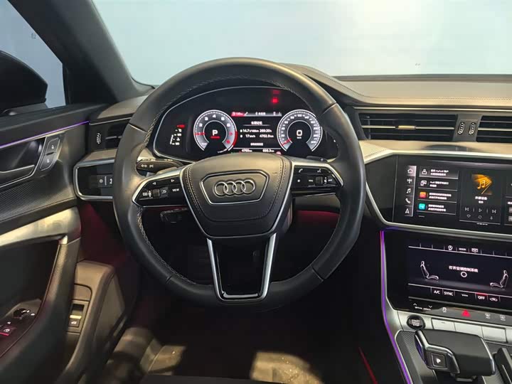 Фото 8 - Audi A6L