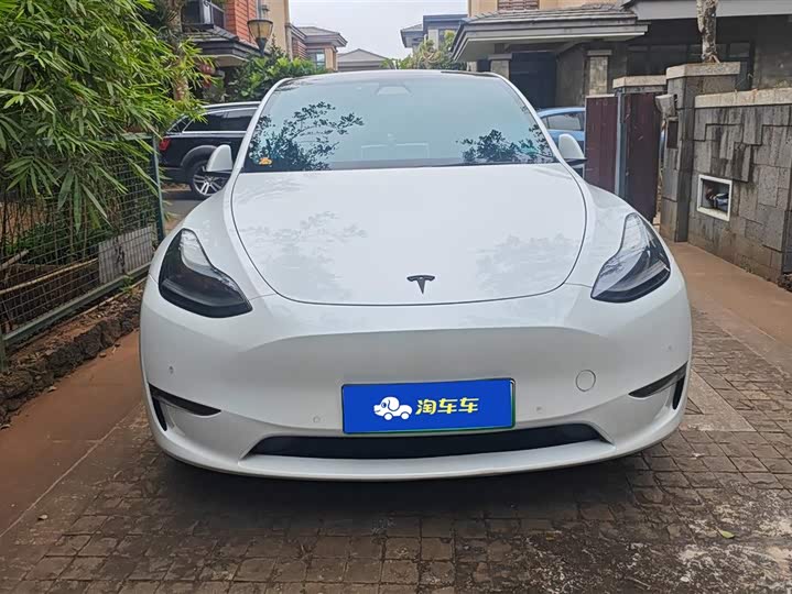 Фото 2 - Tesla Model Y