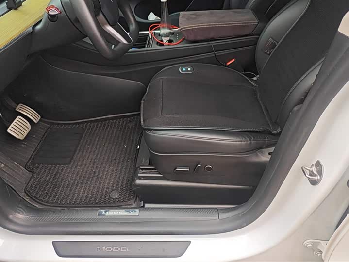 Фото 9 - Tesla Model Y