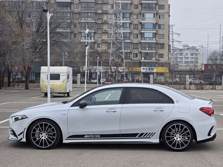 Фото 7 - Mercedes-Benz A-Class AMG