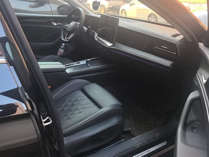 Фото 8 - Volkswagen Magotan